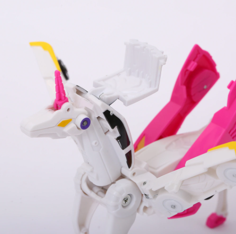 New 2 In 1 Instant Deformation Unicorn Cars